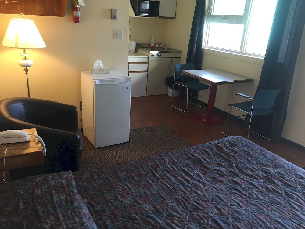 Northern Lites Motel Yellowknife Ngoại thất bức ảnh