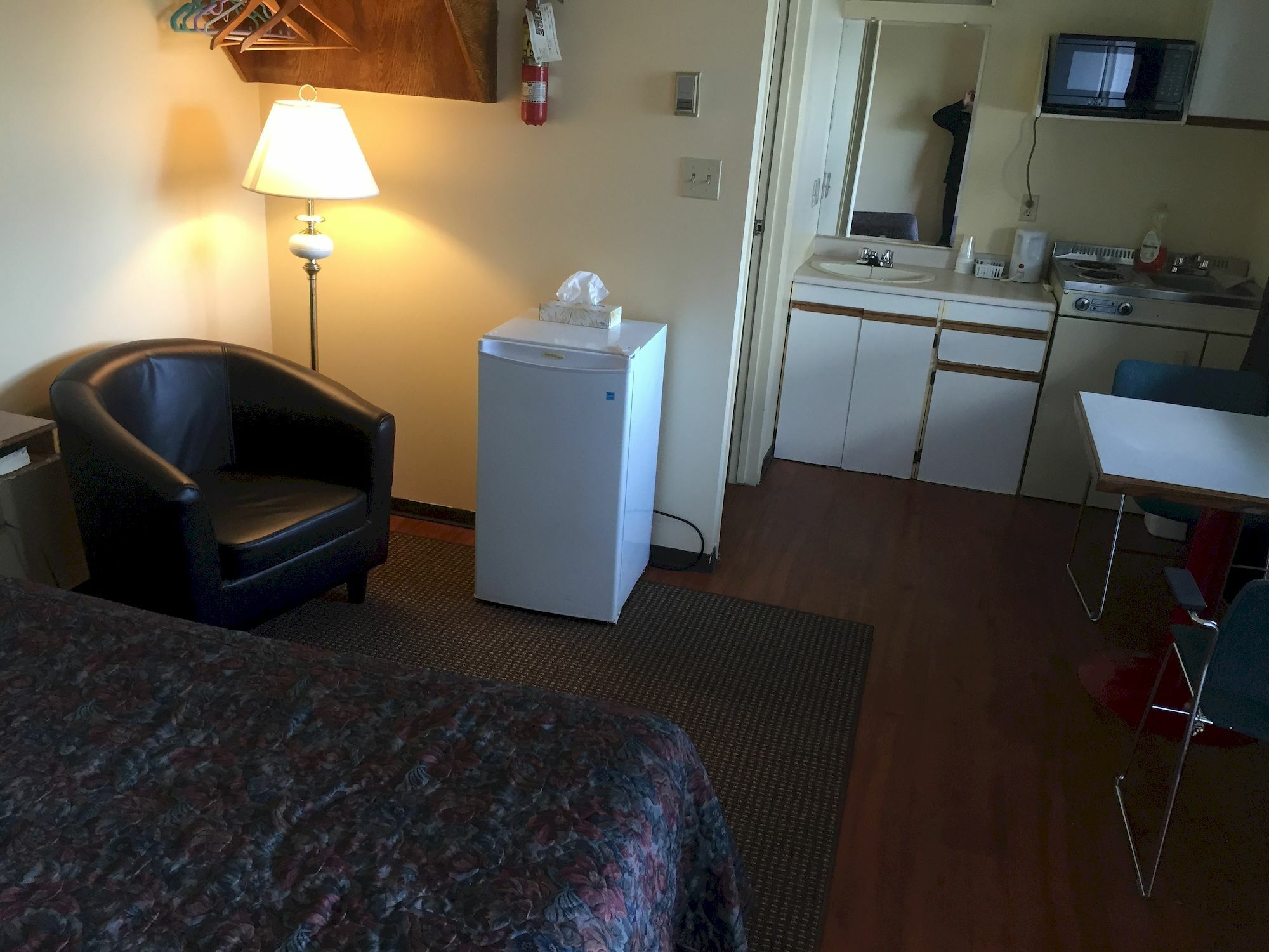 Northern Lites Motel Yellowknife Ngoại thất bức ảnh